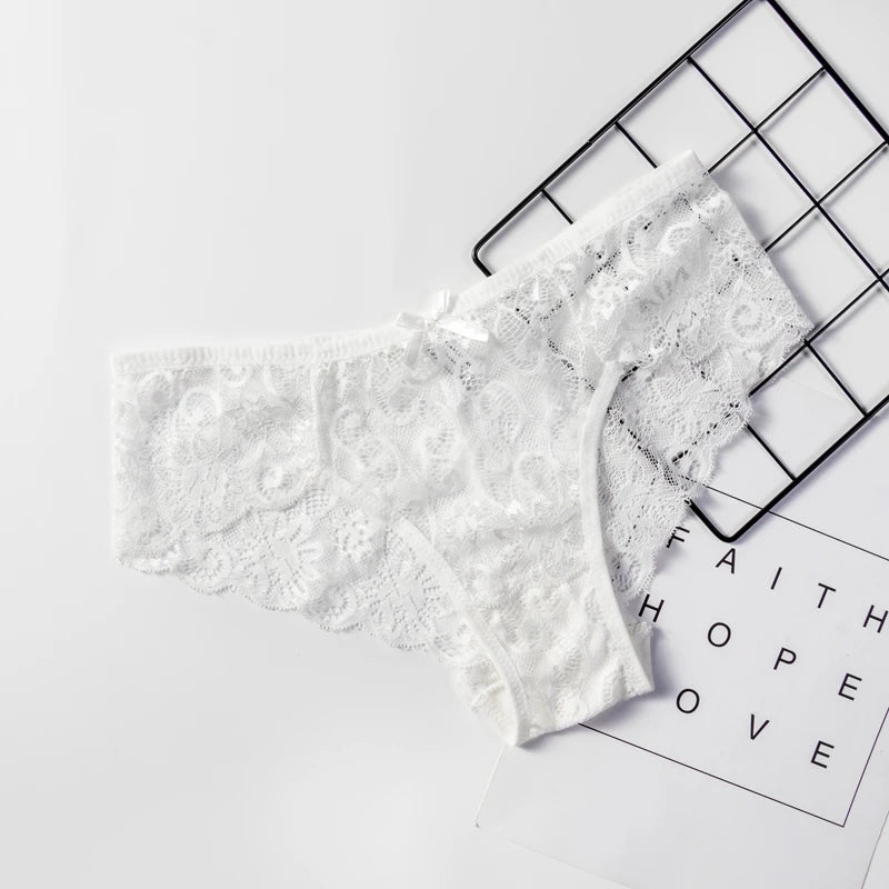 Culotte-Short en Dentelle | Séduction Subtile & Confort Assuré